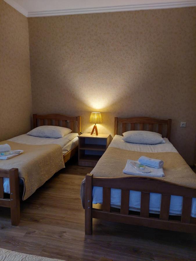 Sesilia Hotel Kazbegi Exterior photo