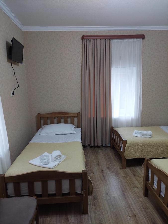 Sesilia Hotel Kazbegi Exterior photo